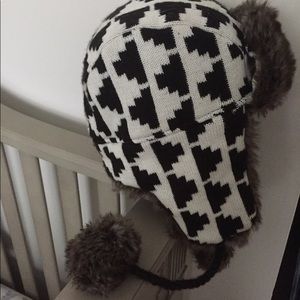 Mossimo faux fur knitted trapper hat